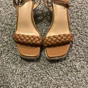 Elegant Tan Braided Women's Sandals